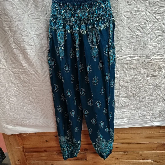 ♥️Host Pick♥️NWOT 2 Piece Teal Outfit - Picture 4 of 8